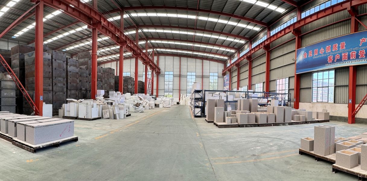 Henan Hongtai Kiln Refractory Co.,Ltd. línea de producción del fabricante