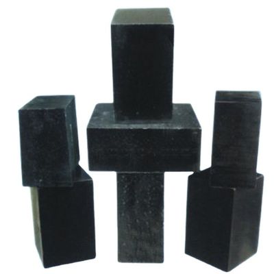 Contenido de SiO2 estándar internacional Magnesia ladrillo de carbono para convertidor tamaño personalizado