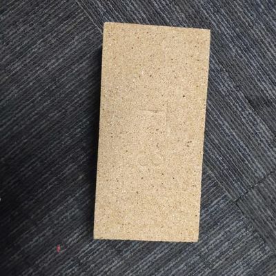 Al2O3 Contenido de 30-48% SK32 SK34 ladrillos de arcilla de fuego para revestimiento de hornos en Henan Hongtai
