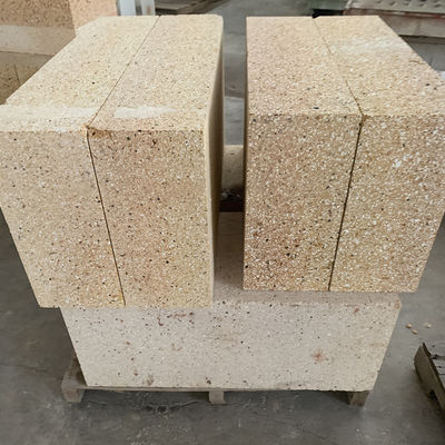 Refractoridad común ladrillo de fuego de arcilla de forma especial de la serie SK de Kaolin para horno de cúpula