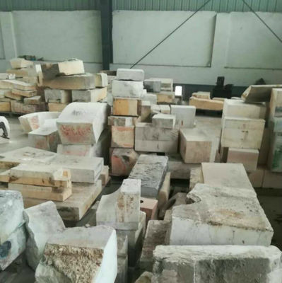 3.7 g/cm3 Bloque de zirconio fundido de densidad a granel para refractarios en horno de chatarra AZS