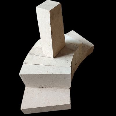 Chamotte High Alumina Refractory Baffle Direct Frie Brick para horno industrial