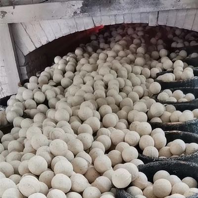 Bola cerámica refractaria de alta alumina con excelente estabilidad química y mecánica