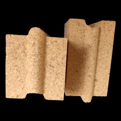 Fabricación de materiales refractarios para la industria de ladrillos de alta alumina prensados por máquina con un contenido de crO de %