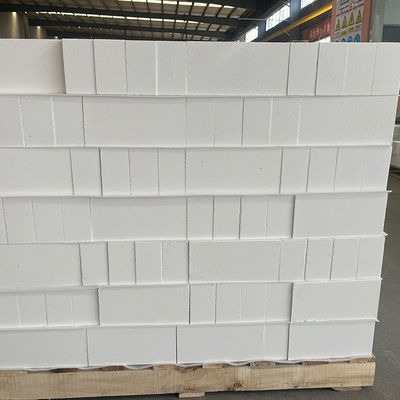 ladrillo de burbuja de aluminio inorgánico refractario resistente al fuego personalizado con contenido de SiC del 0%