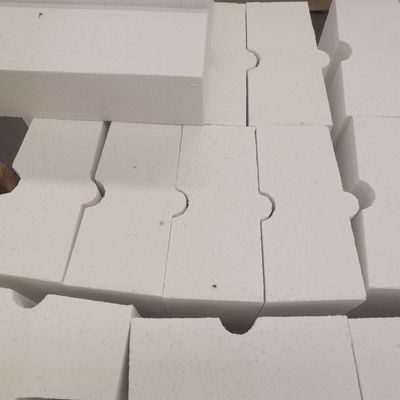Contenido de SiC Densidad de revestimiento de la pared Estufas sinterizadas Temperatura de la estufa de alta puridad ladrillo de corindón