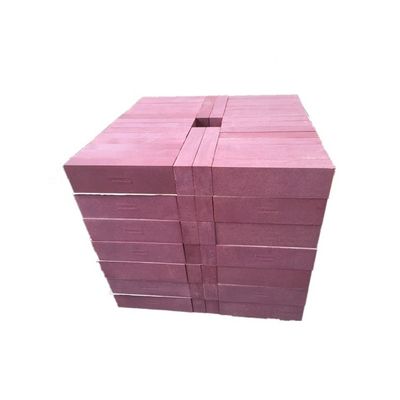 Fabricación de ladrillos de horno con corindón cromado resistente a la corrosión y baja porosidad aparente