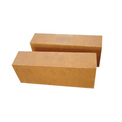 El contenido de SiO2 en los ladrillos de magnesia para los hornos de fundición de cobre es de % ≤1,2% de grado garantizado MZ-92