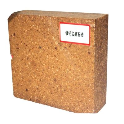 ladrillos no cocidos de carbono de magnesia excepcionales para la fusión de aluminio en contenido de MgO ≥ 80% resistencia a la trituración en frío Mpa 40